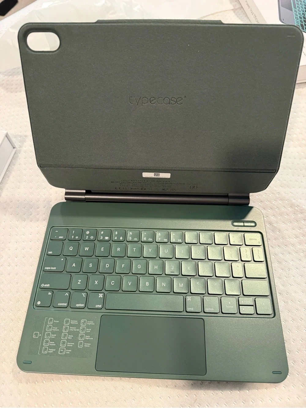 Typecase Midnight Green Keyboard Case for iPad A16 with Magnetic Floating Stand